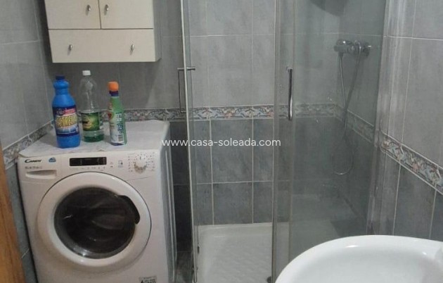 Herverkoop - Appartement / flat - Torrevieja - Playa de los Locos