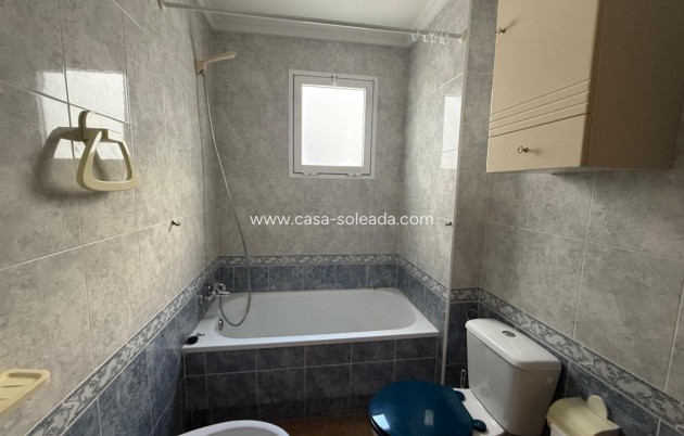 Reventa - Apartamento / piso - Torrevieja - Playa de los Locos