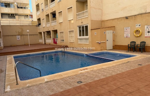 Reventa - Apartamento / piso - Torrevieja - Playa de los Locos
