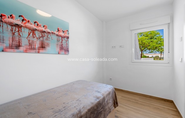 Resale - Apartment / flat - Pilar de la Horadada - Costa Blanca