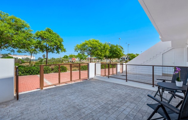 Resale - Apartment / flat - Pilar de la Horadada - Costa Blanca