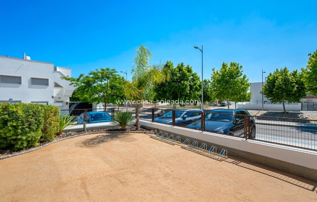 Resale - Apartment / flat - Pilar de la Horadada - Costa Blanca