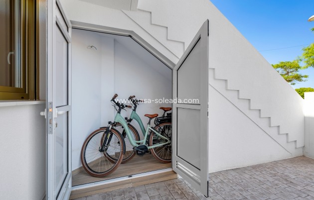 Resale - Apartment / flat - Pilar de la Horadada - Costa Blanca