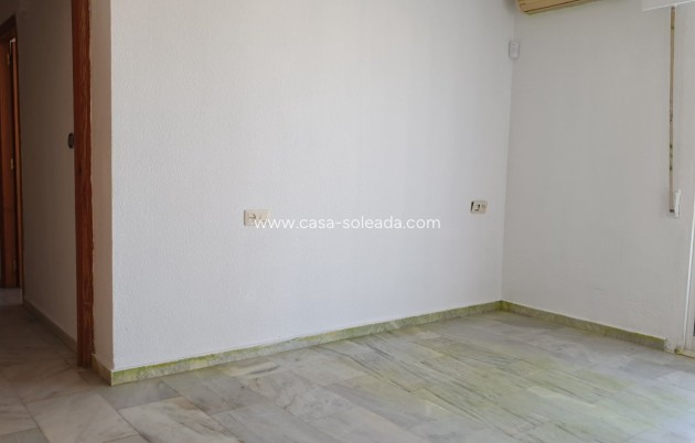 Wiederverkauf - Wohnung - Torrevieja - Center