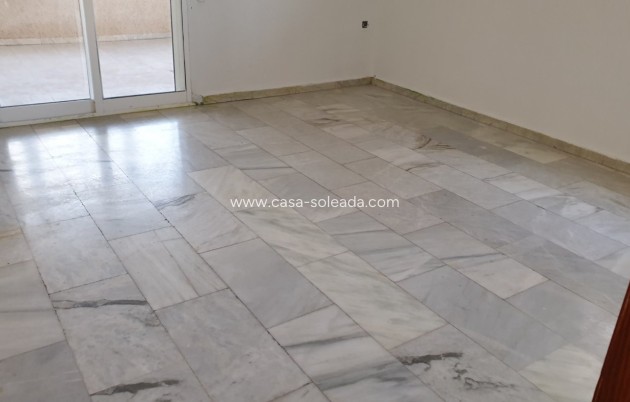 Wiederverkauf - Wohnung - Torrevieja - Center
