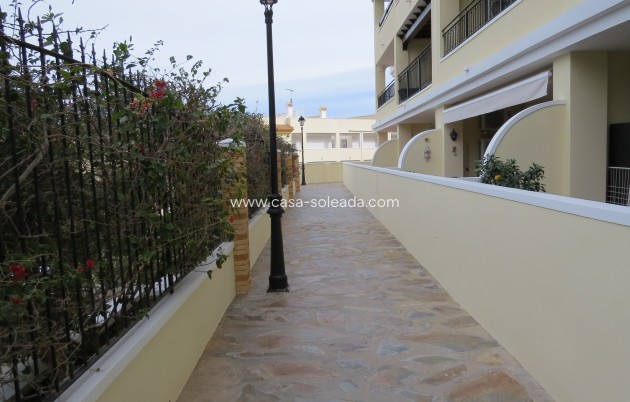 Reventa - Apartamento / piso - Orihuela Costa - Villamartín