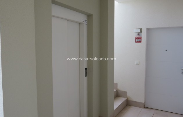 Resale - Apartment / flat - Guardamar del Segura - El Raso