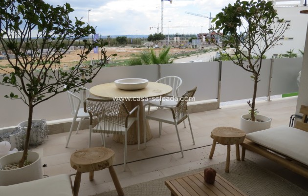 Resale - Apartment / flat - Guardamar del Segura - El Raso