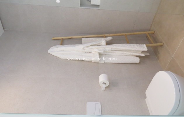 Resale - Apartment / flat - Guardamar del Segura - El Raso