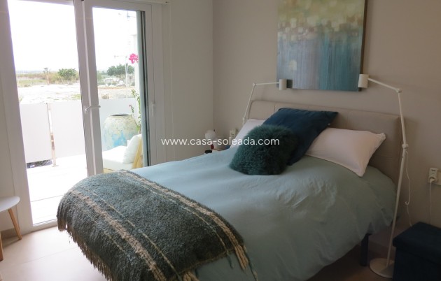 Resale - Apartment / flat - Guardamar del Segura - El Raso