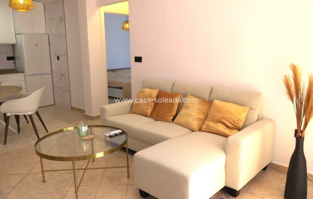 Wiederverkauf - Wohnung - Orihuela Costa - La Zenia