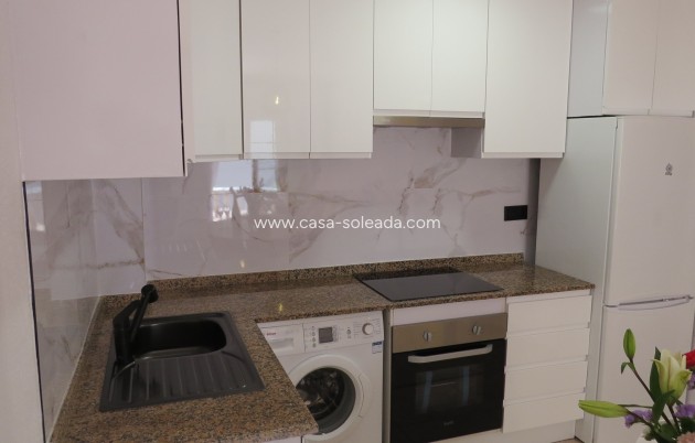 Wiederverkauf - Wohnung - Orihuela Costa - La Zenia