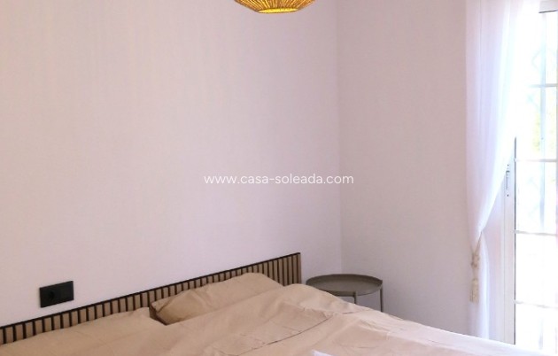 Wiederverkauf - Wohnung - Orihuela Costa - La Zenia