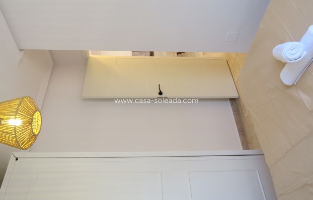 Wiederverkauf - Wohnung - Orihuela Costa - La Zenia
