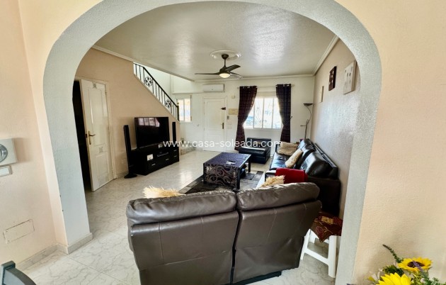 Resale - Townhouse - Ciudad Quesada