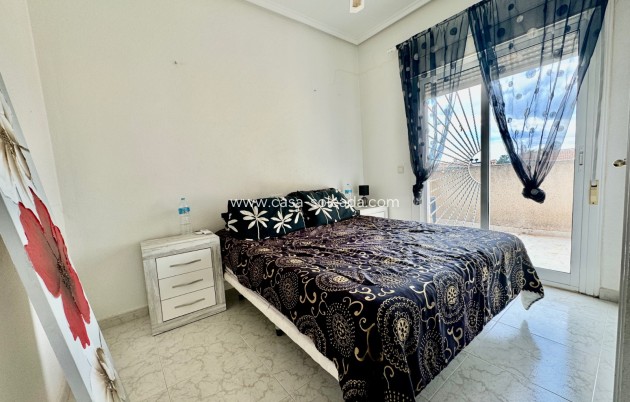 Resale - Townhouse - Ciudad Quesada