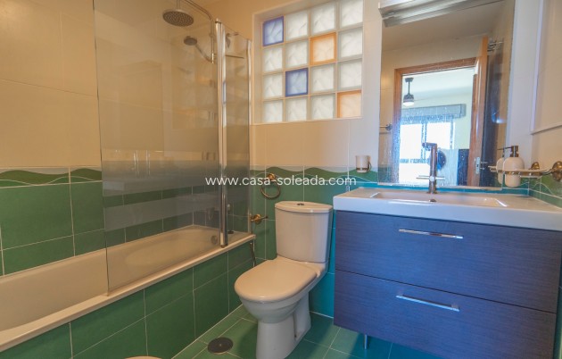 Wiederverkauf - Wohnung - Guardamar del Segura - Puerto Deportivo