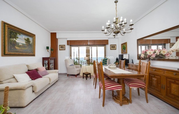 Herverkoop - Appartement / flat - Torrevieja - Paseo Maritimo
