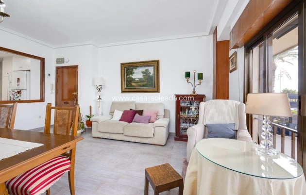 Herverkoop - Appartement / flat - Torrevieja - Paseo Maritimo