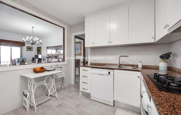 Herverkoop - Appartement / flat - Torrevieja - Paseo Maritimo