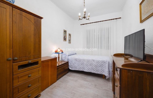 Herverkoop - Appartement / flat - Torrevieja - Paseo Maritimo