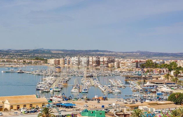 Herverkoop - Appartement / flat - Torrevieja - Paseo Maritimo