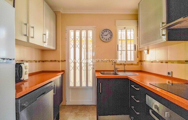 Wiederverkauf - Villa - Torrevieja - La Mata