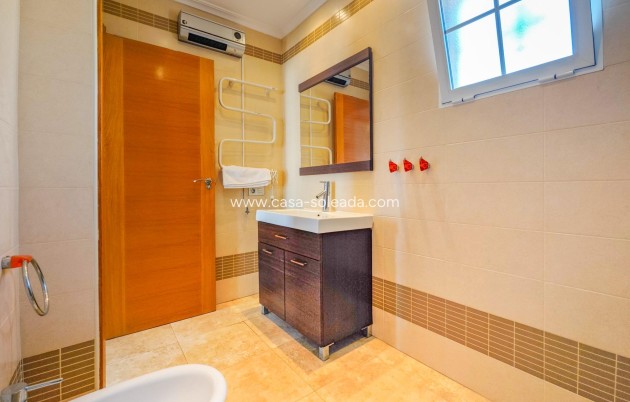 Wiederverkauf - Villa - Torrevieja - La Mata