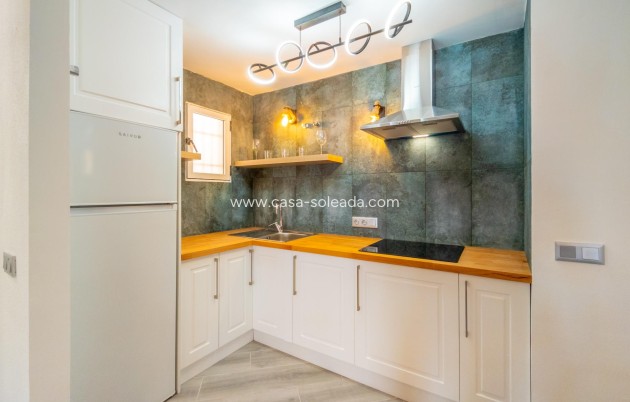Resale - Apartment / flat - Torrevieja - Center