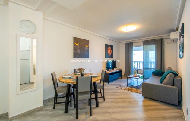 Resale - Apartment / flat - Torrevieja - Center