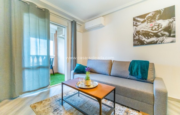 Resale - Apartment / flat - Torrevieja - Center