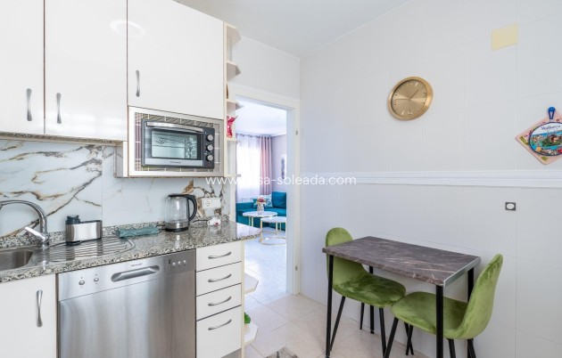 Wiederverkauf - Villa - Orihuela Costa - Punta Prima