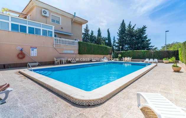 Wiederverkauf - Villa - Orihuela Costa - Punta Prima