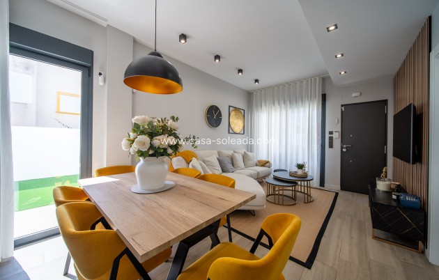 Wiederverkauf - Wohnung - Torrevieja - Punta Prima