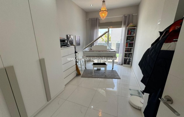 Wiederverkauf - Villa - Orihuela Costa - Costa Blanca
