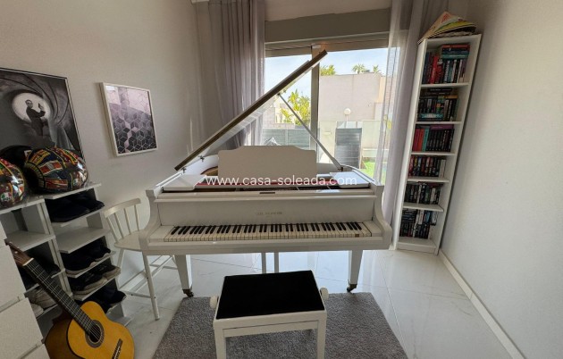 Wiederverkauf - Villa - Orihuela Costa - Costa Blanca
