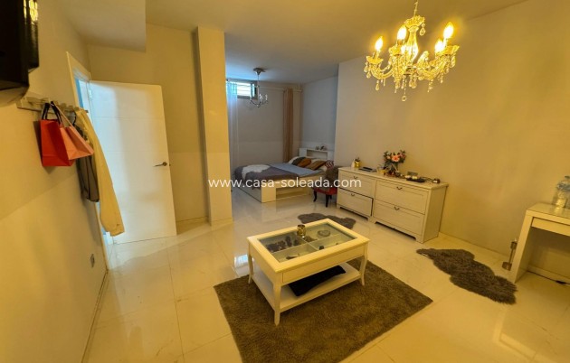 Wiederverkauf - Villa - Orihuela Costa - Costa Blanca