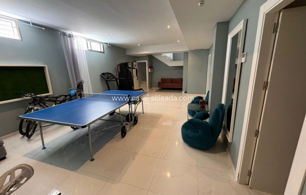 Wiederverkauf - Villa - Orihuela Costa - Costa Blanca