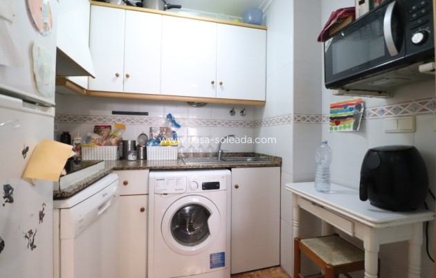 Resale - Apartment / flat - Torrevieja