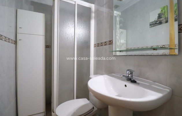 Resale - Apartment / flat - Torrevieja