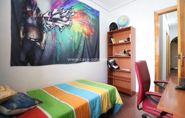 Resale - Apartment / flat - Torrevieja