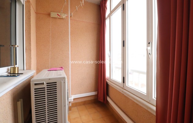 Resale - Apartment / flat - Torrevieja