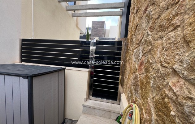 Wiederverkauf - Villa - Orihuela Costa - Lomas de Cabo Roig