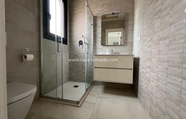 Wiederverkauf - Villa - Orihuela Costa - Lomas de Cabo Roig