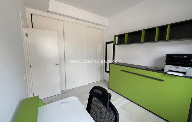 Wiederverkauf - Villa - Orihuela Costa - Lomas de Cabo Roig