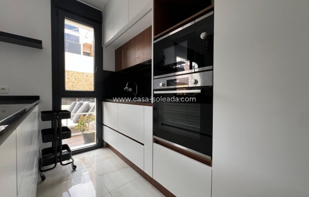 Wiederverkauf - Villa - Orihuela Costa - Lomas de Cabo Roig