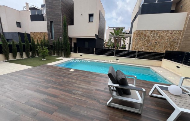 Wiederverkauf - Villa - Orihuela Costa - Lomas de Cabo Roig