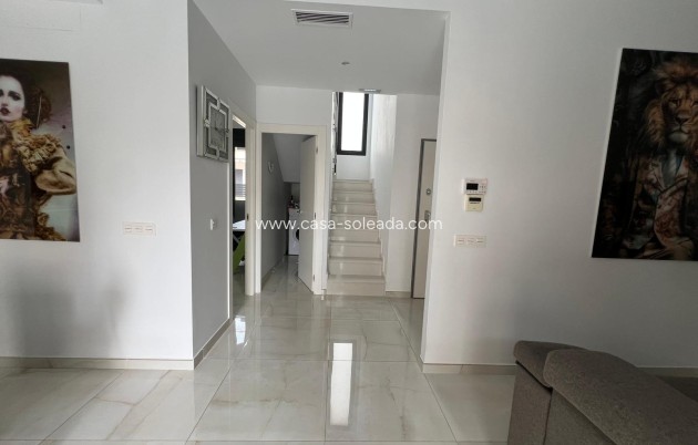 Wiederverkauf - Villa - Orihuela Costa - Lomas de Cabo Roig
