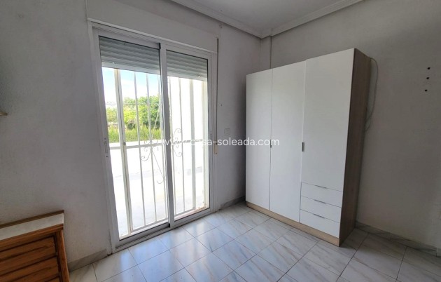 Wiederverkauf - Wohnung - Torrevieja - Calas Blanca