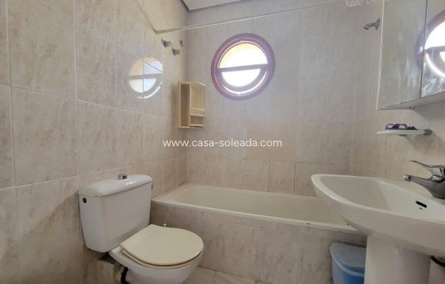 Wiederverkauf - Wohnung - Torrevieja - Calas Blanca